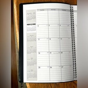 AT-A-GLANCE DayMinder 2026 Monthly Planner G470-00 Large 8.5x11 Black Calendar